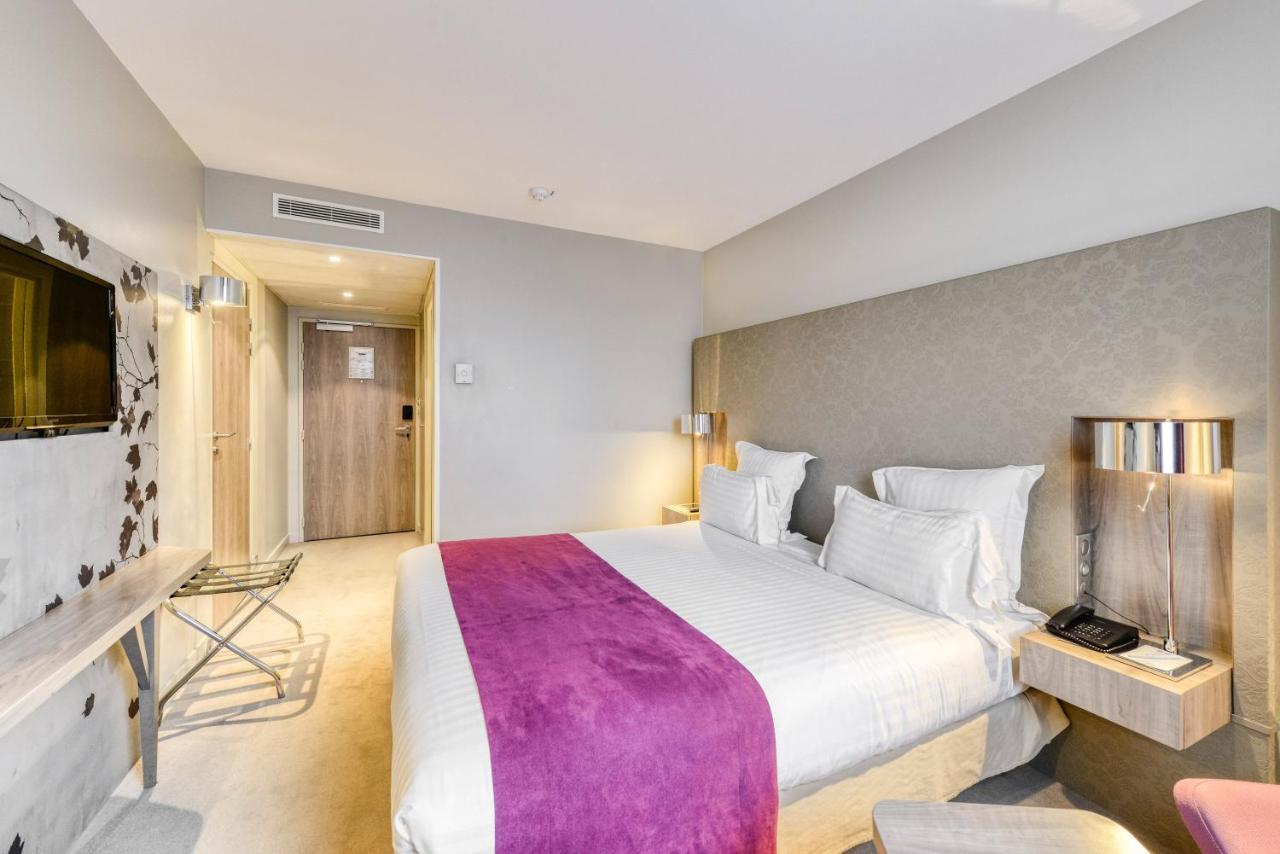 Best Western Plus Paris Velizy Exterior photo